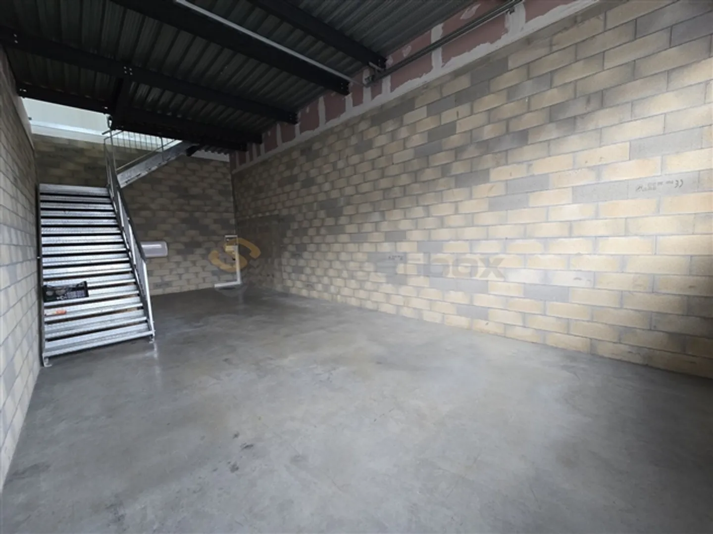 „Streetbox Doppel von 230 m2 sehr gut gelegen Box Nr. 52+53“ - Foto 1 von 8