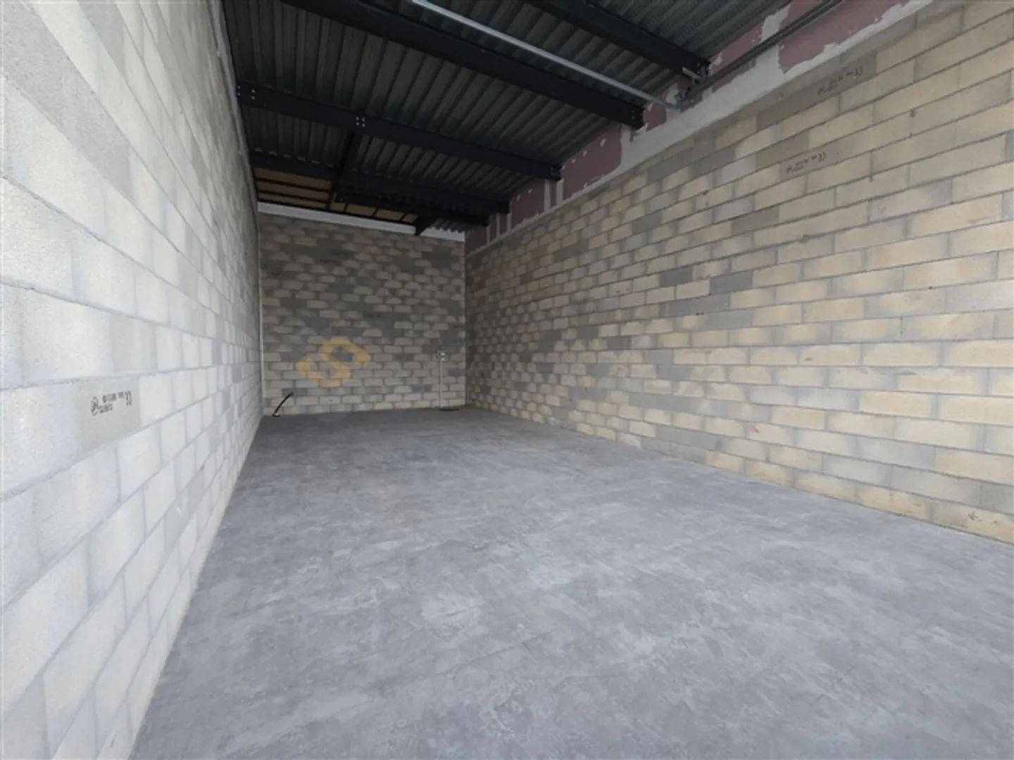 „Streetbox Doppel von 230 m2 sehr gut gelegen Box Nr. 52+53“ - Foto 6 von 8