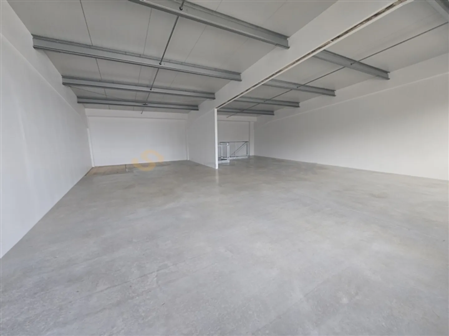 „Streetbox Doppel von 230 m2 sehr gut gelegen Box Nr. 52+53“ - Foto 3 von 8