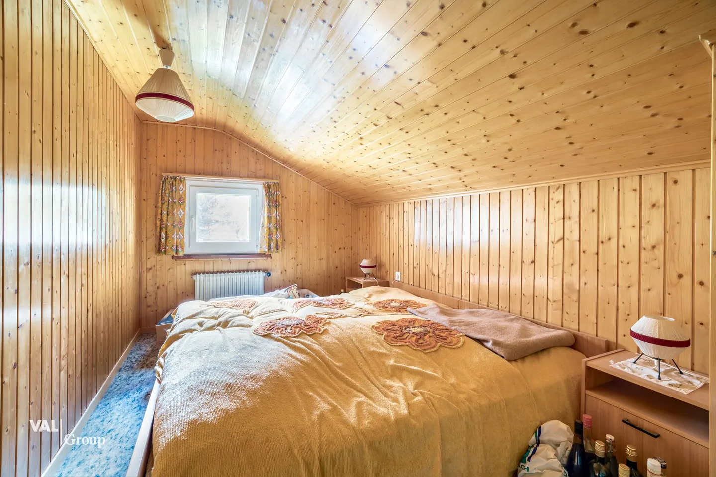 Proprietà versatile con due unità abitative, piscina coperta, laboratorio e potenziale di sviluppo a St. Niklaus - Foto 18 di 25