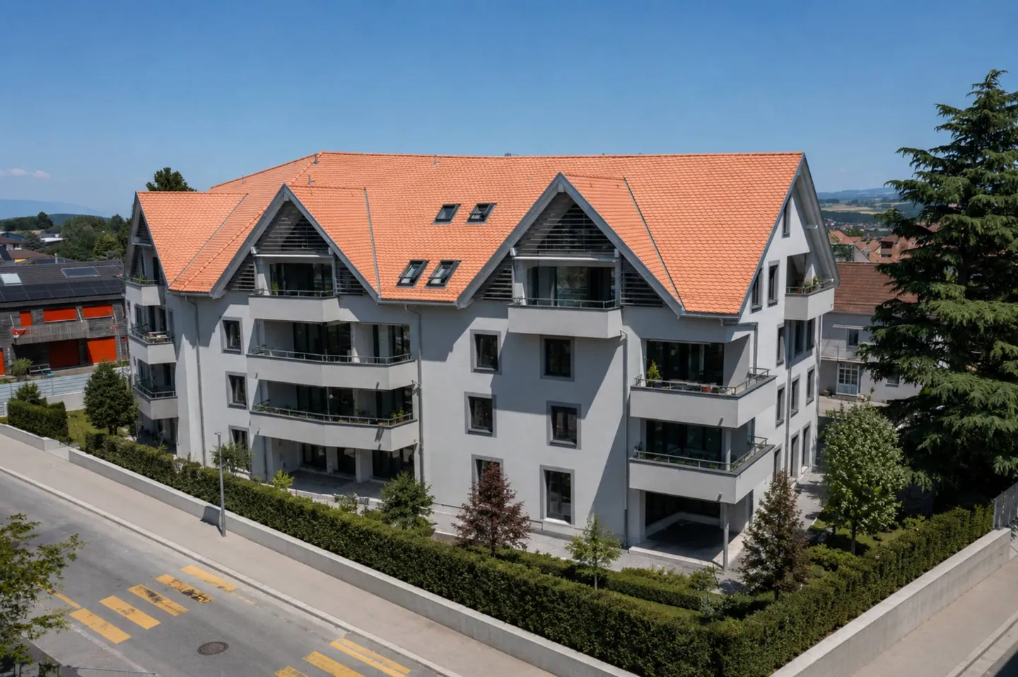 Duplex-Wohnung im modernen Stil im letzten Stock - Foto 2 di 5