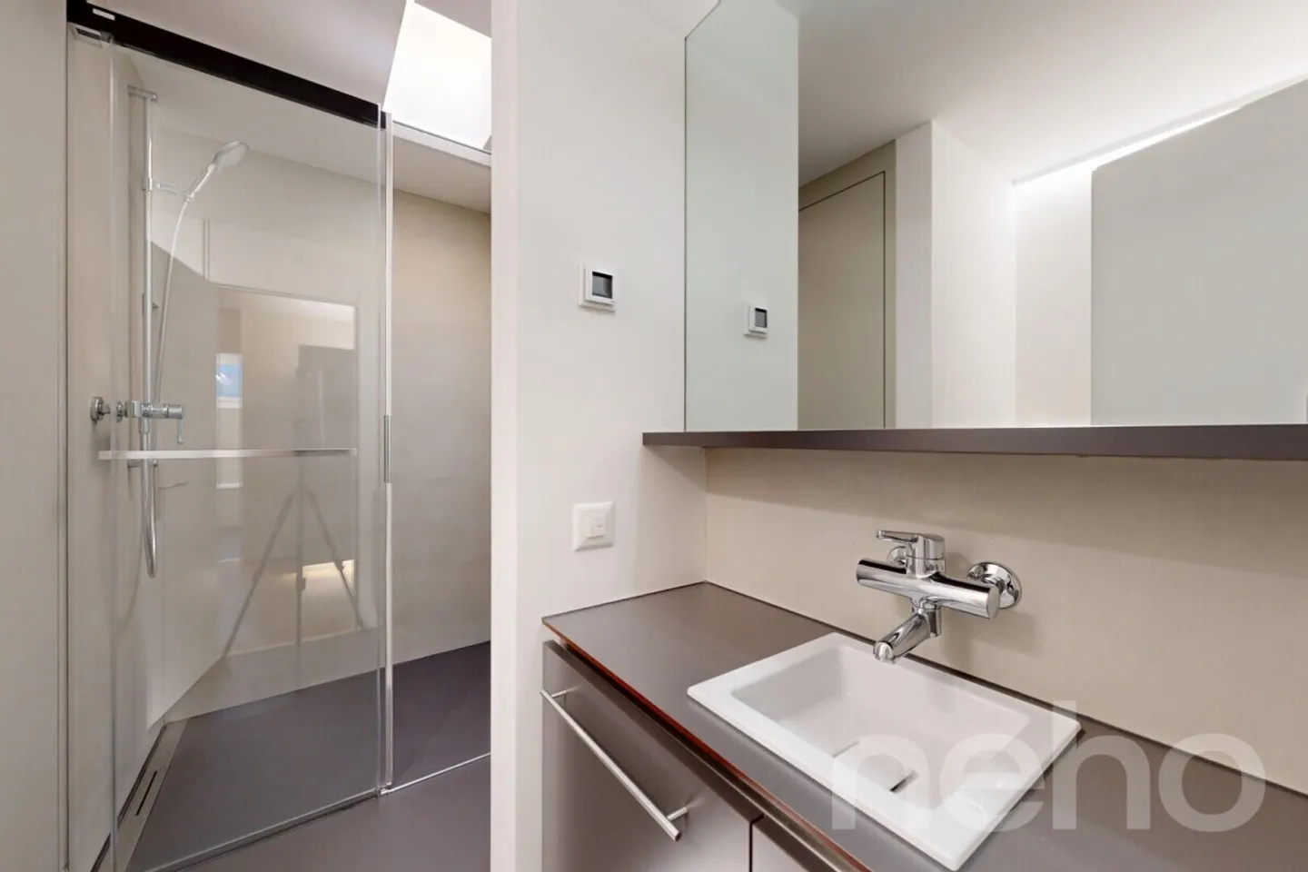 Luminoso appartamento di 4,5 stanze con vista sul Pilatus nel quartiere di Würzenbach - Foto 8 di 12