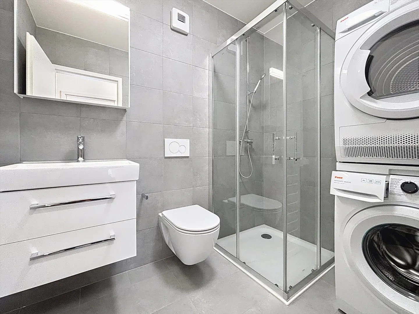 Appartamento in affitto - Foto 9 di 10