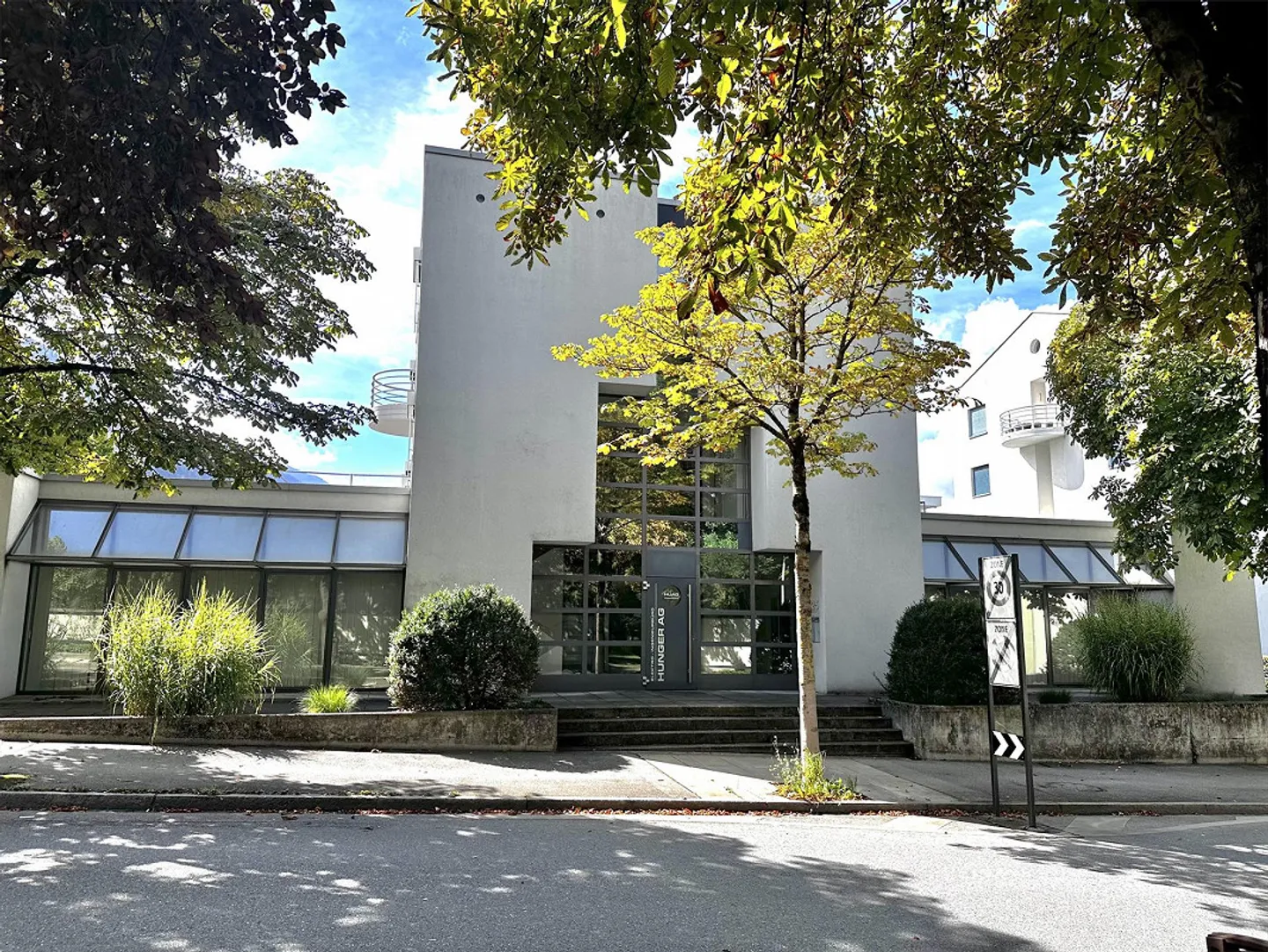 Modernes Bürohaus in Chur - Foto 1 von 4