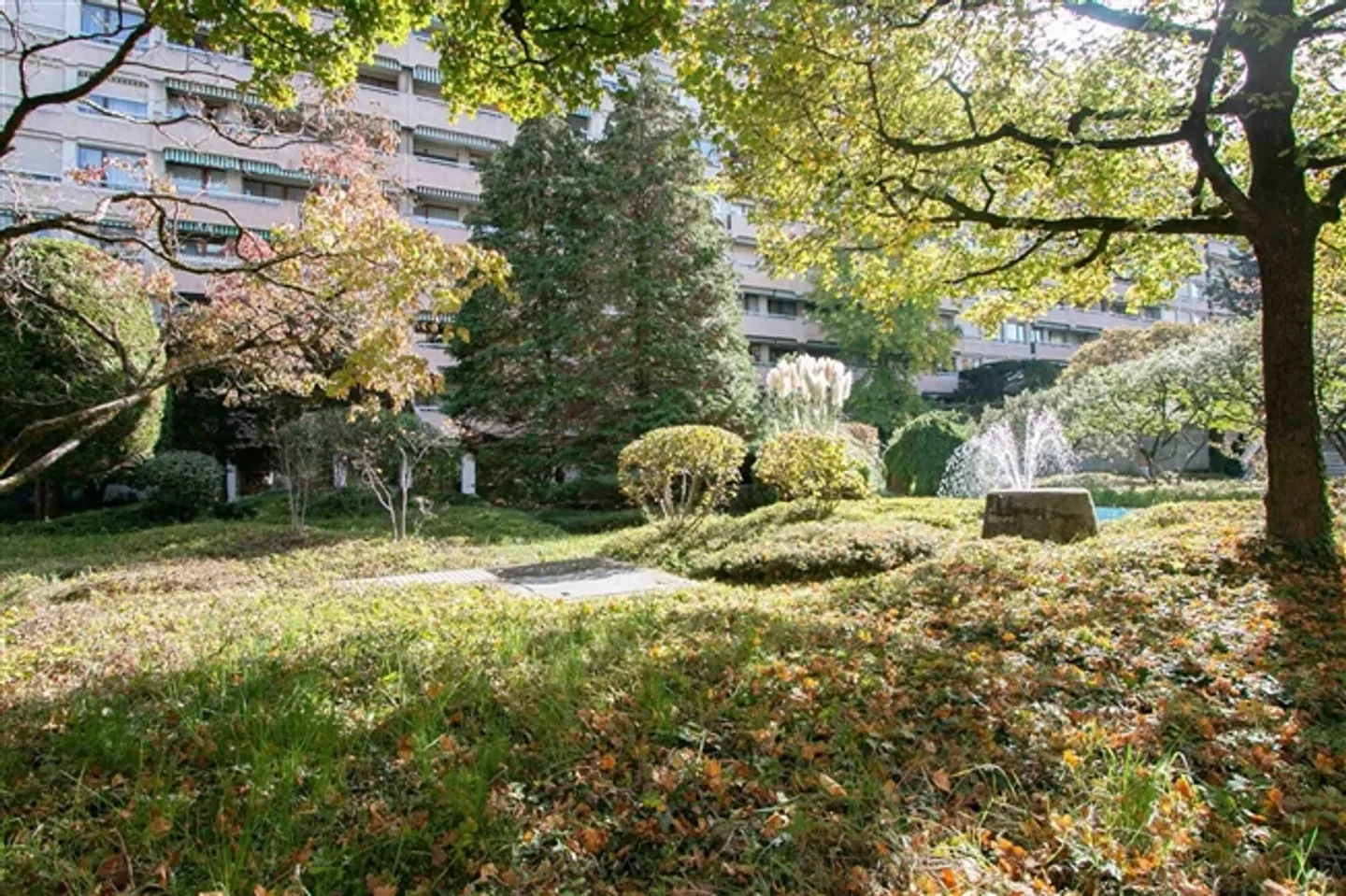 Charmant appartement 7.5 pièces - Photo 2 sur 11