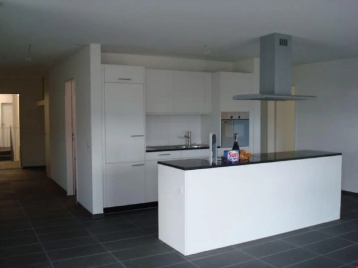 Appartamento 4.5 stanze soleggiato con vista sulle montagne - Foto 3 di 7