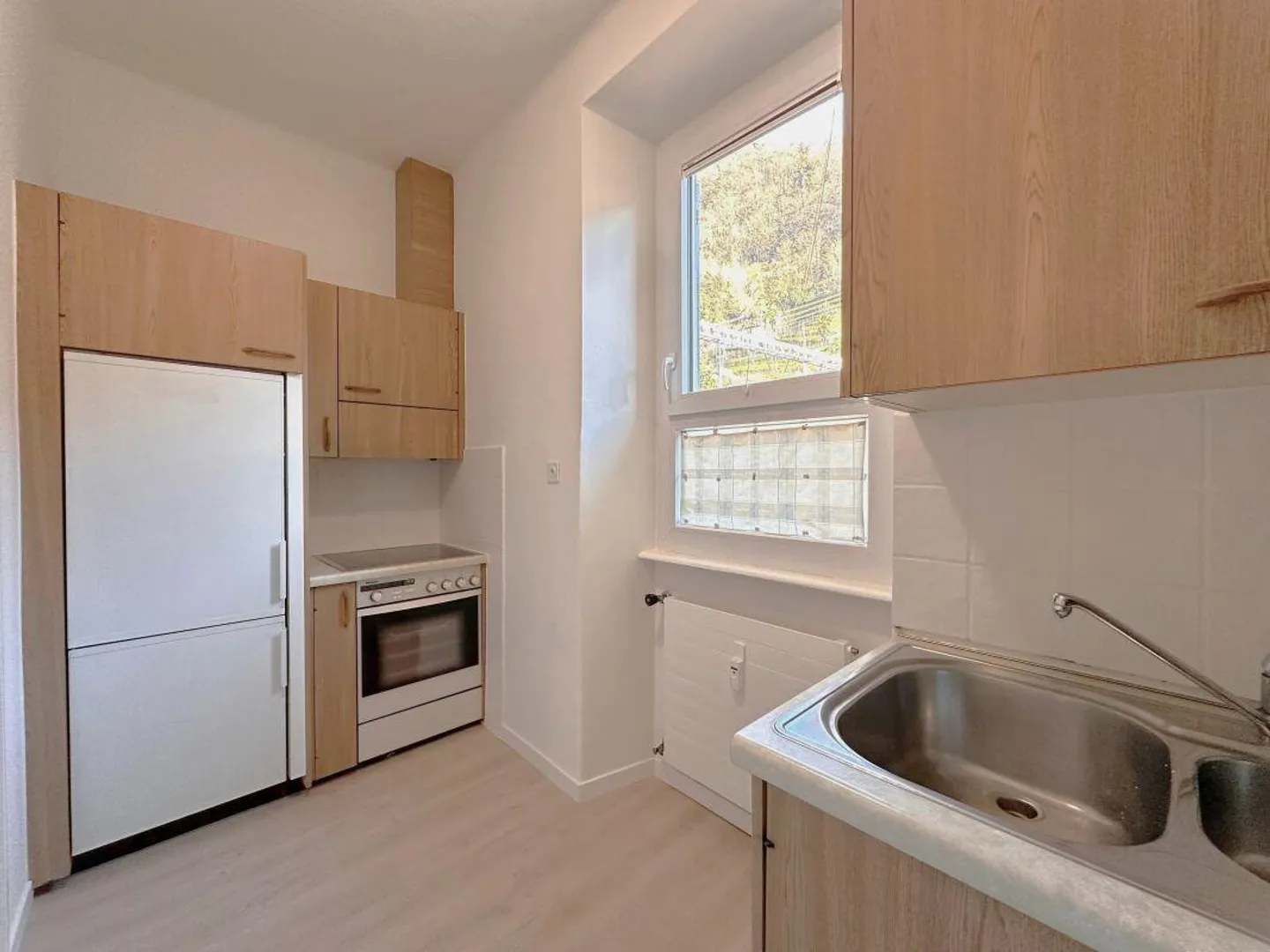 Investment opportunity top floor apartment - Photo 6 of 13
