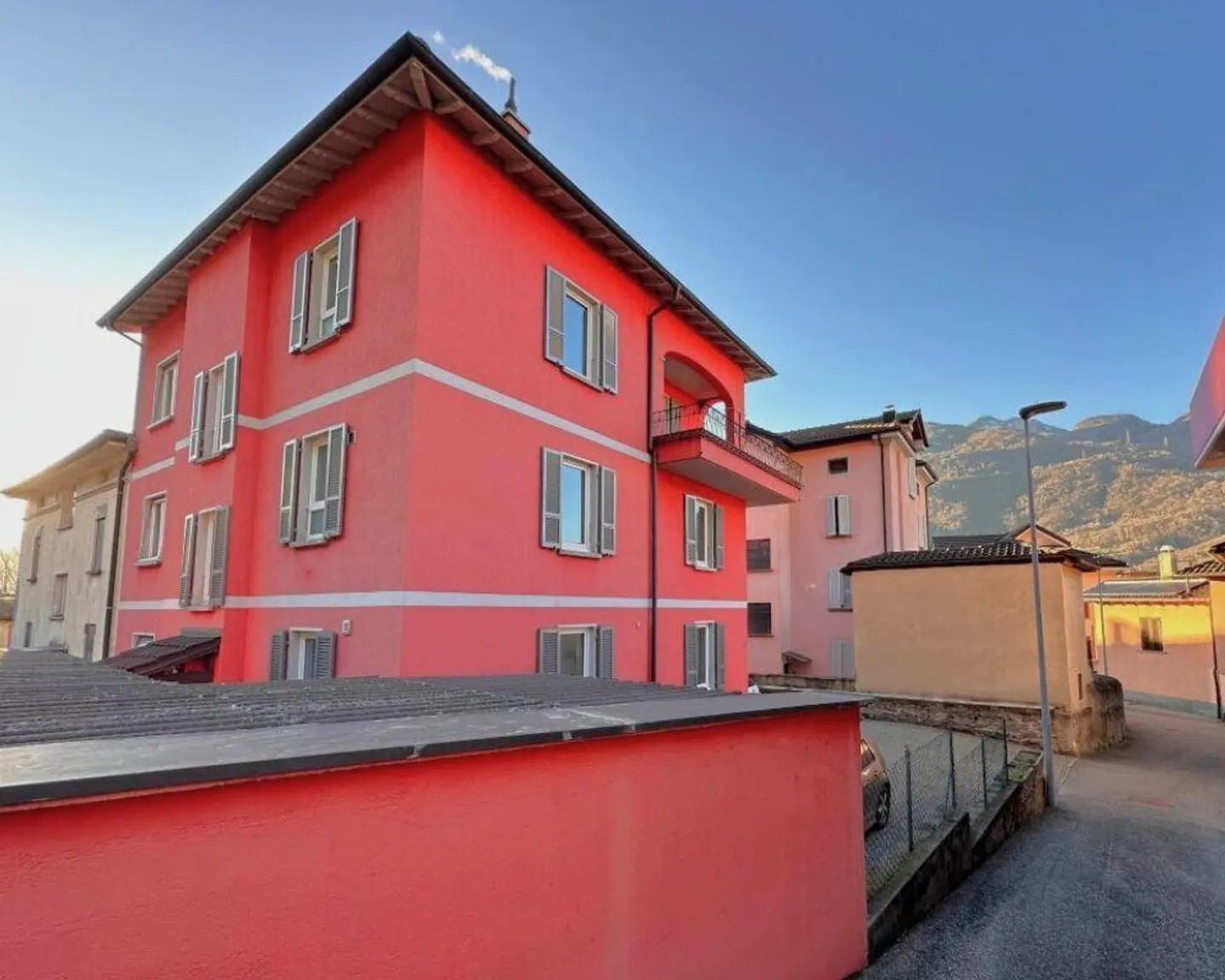 Investment opportunity top floor apartment - Photo 12 of 13