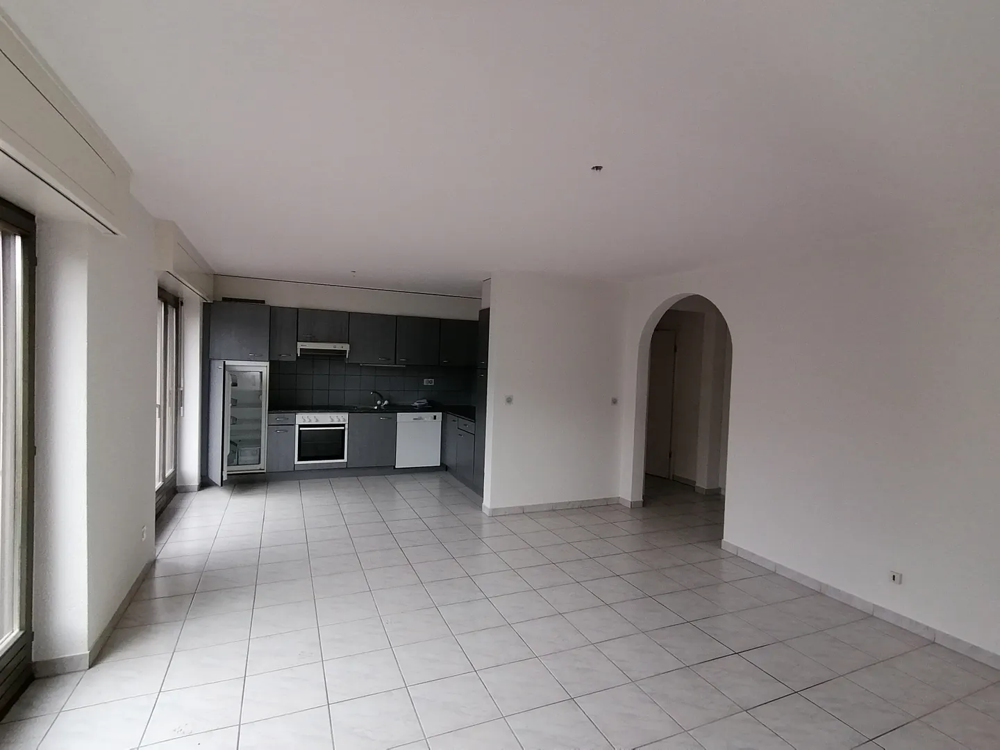 Charming Apartment Near City Center - Photo 1 of 6