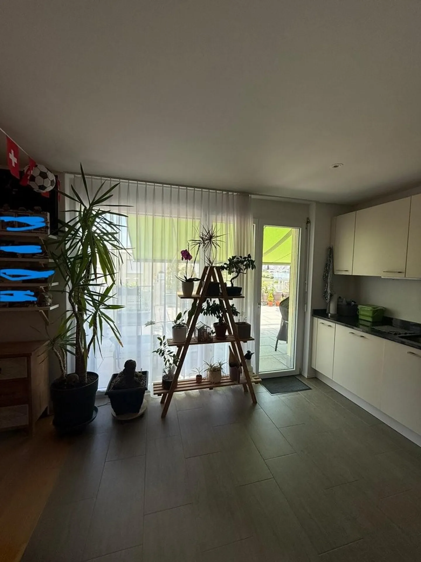 Moderno appartamento attico in affitto in una posizione tranquilla - Foto 2 di 11