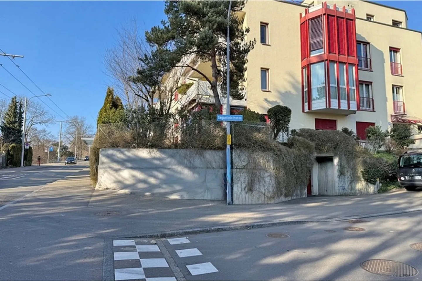 1 posto auto sotterraneo a Zurigo-Höngg - Foto 2 di 7