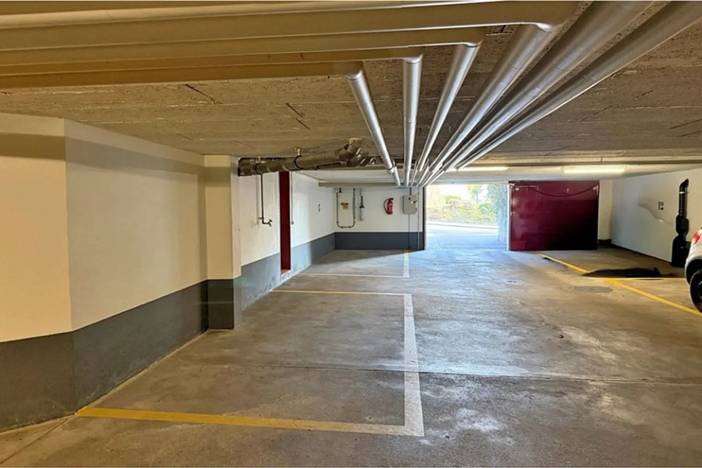 1 posto auto sotterraneo a Zurigo-Höngg - Foto 6 di 7