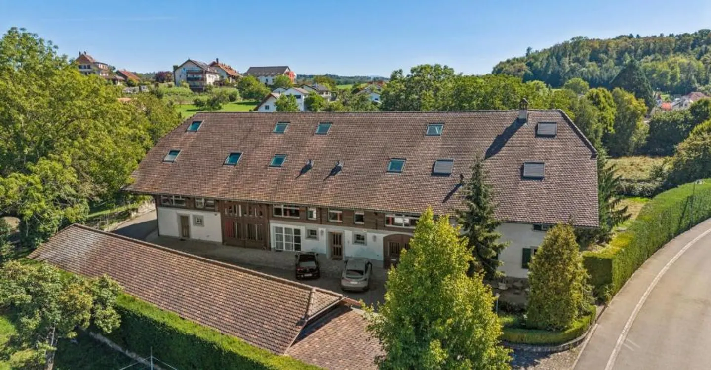 Eleganza architettonica nel cuore di una fattoria ristrutturata, a pochi passi dal lago - Foto 11 di 11