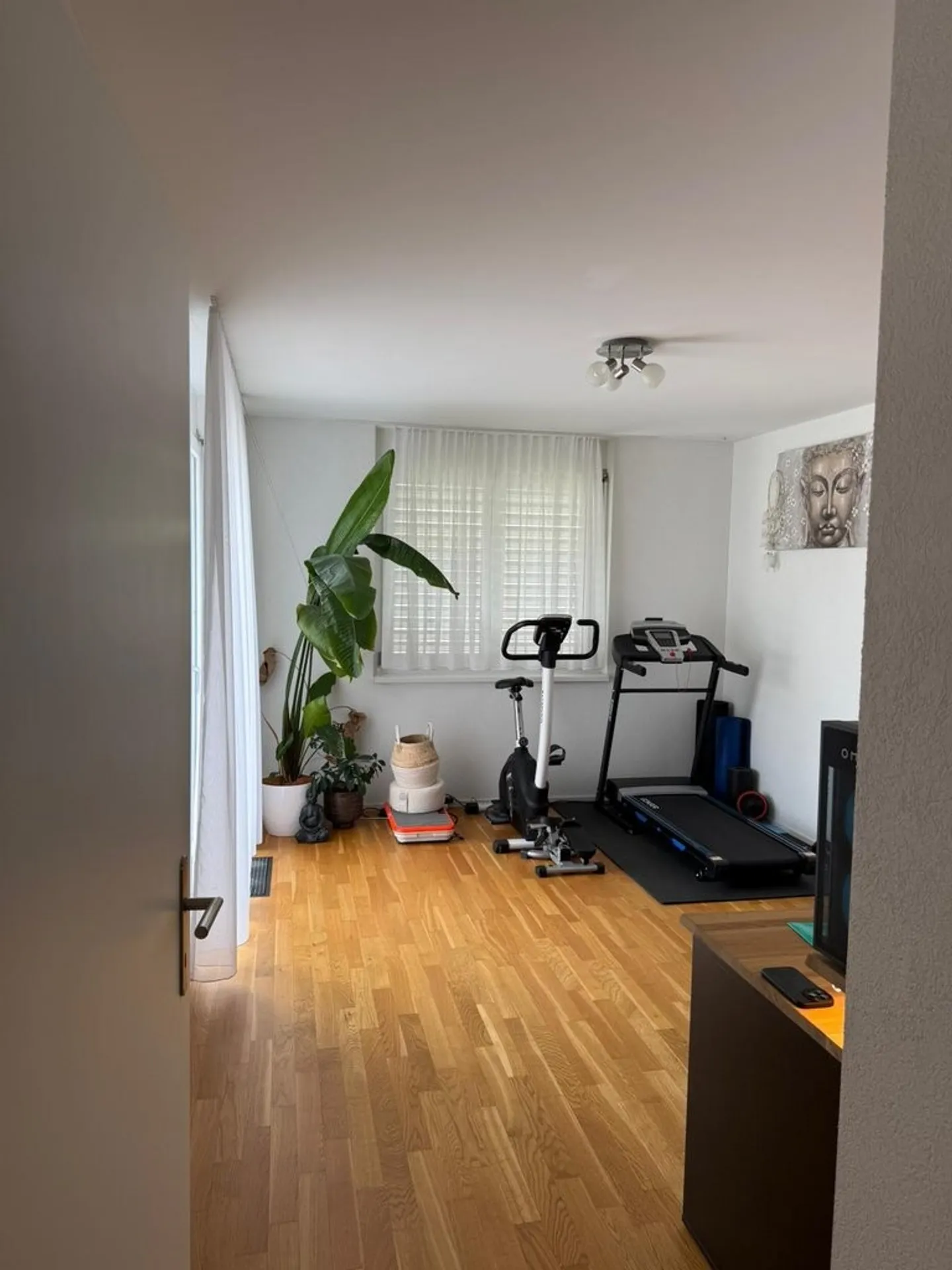Moderno appartamento attico in affitto in una posizione tranquilla - Foto 6 di 11