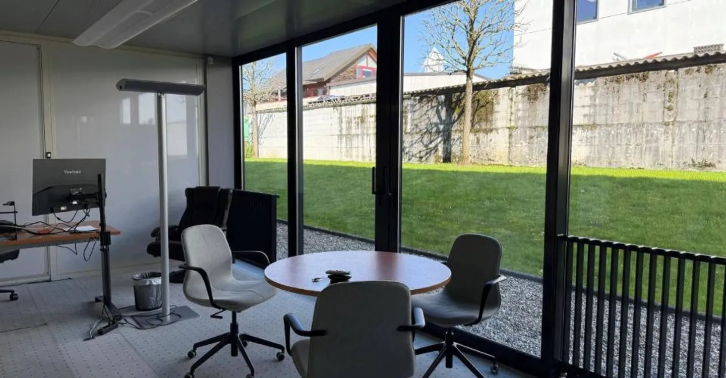 Ufficio di 300m2 divisibili situato a Terre Sainte - Foto 4 di 6