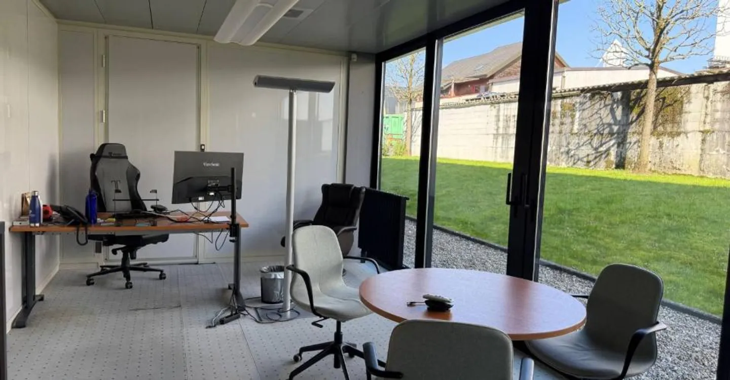 Ufficio di 300m2 divisibili situato a Terre Sainte - Foto 5 di 6