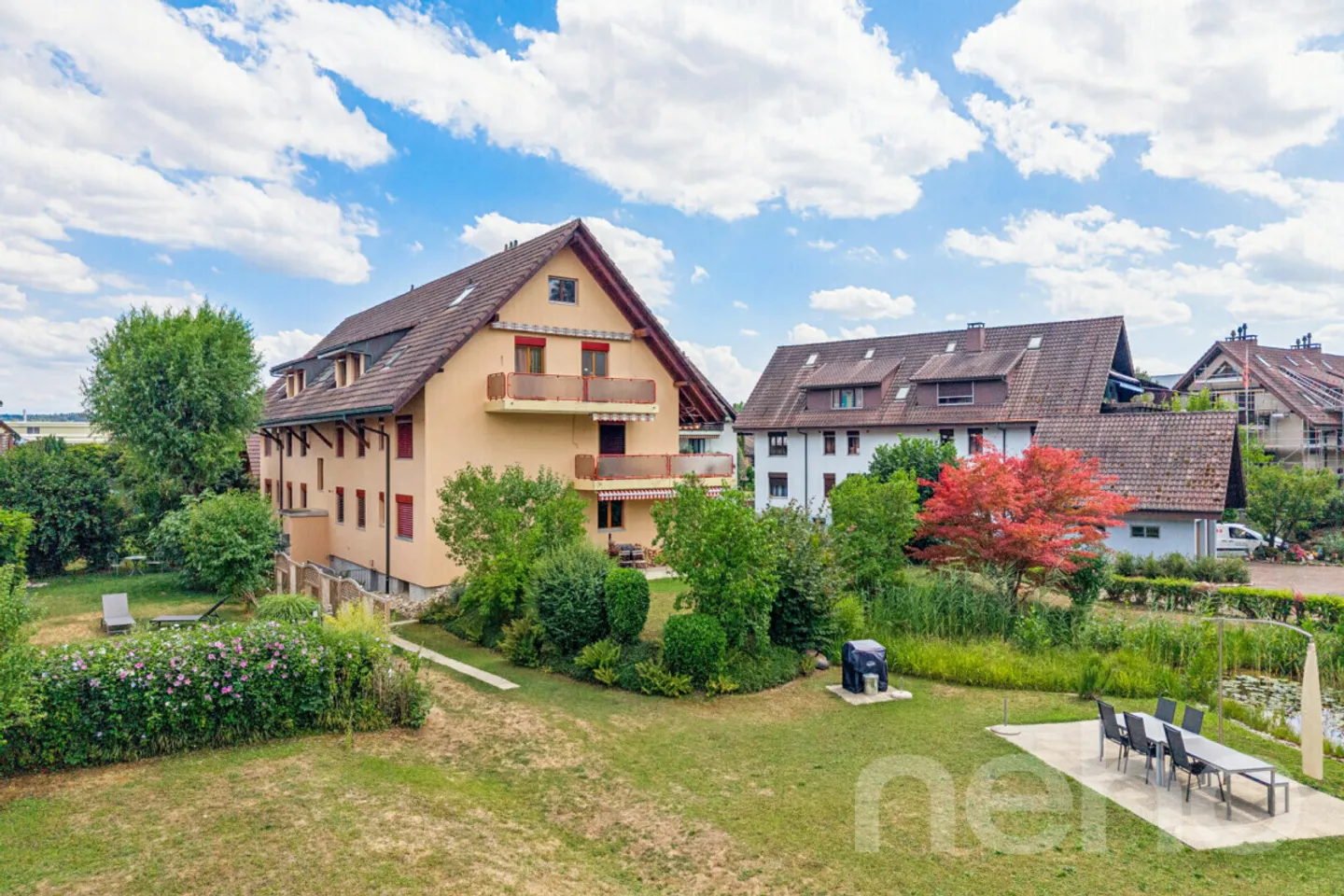 Aussergewöhnliche Maisonette mit Wellness - Foto 1 von 12