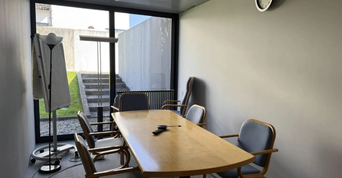 Ufficio di 300m2 divisibili situato a Terre Sainte - Foto 6 di 6