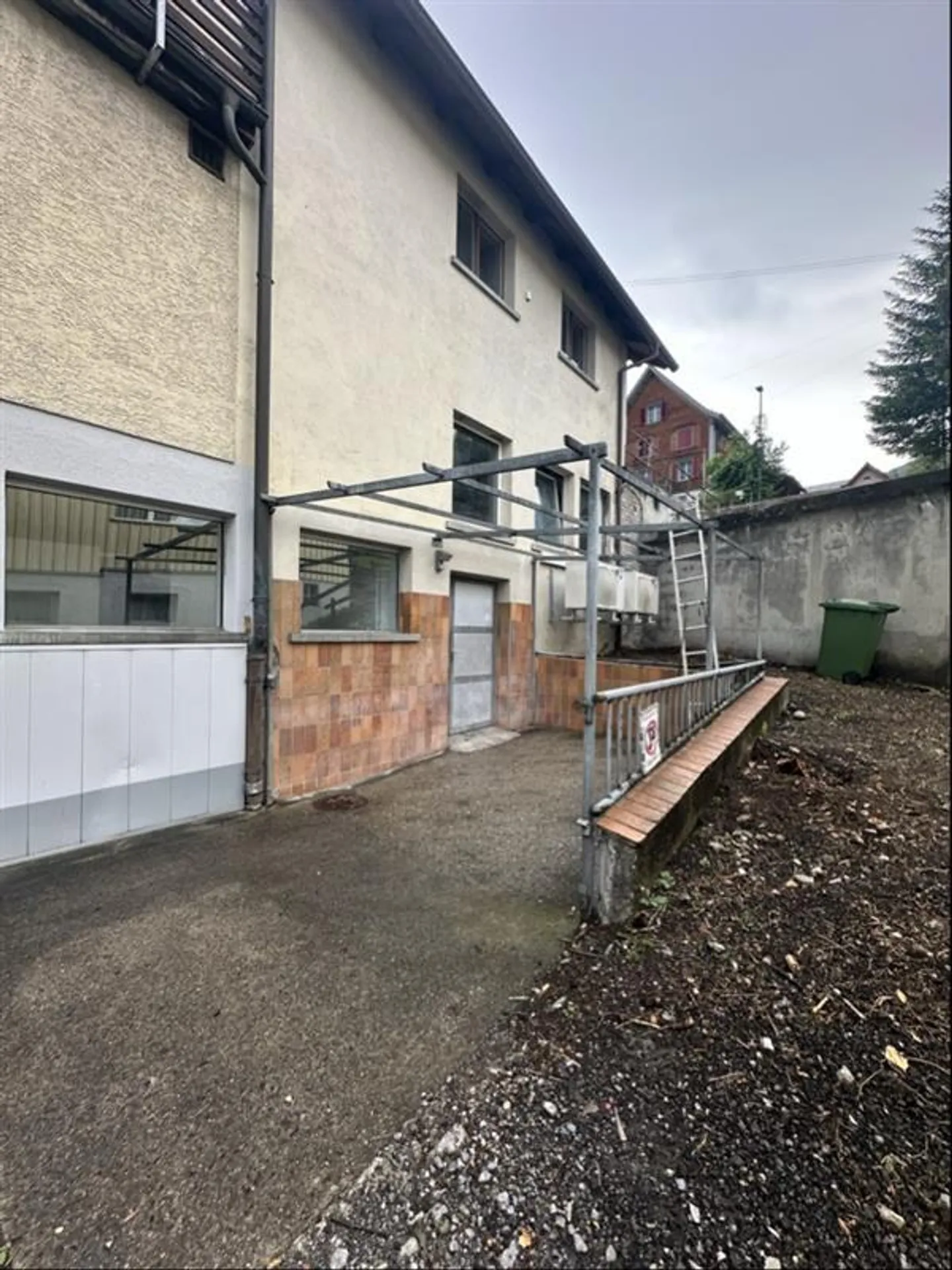 Spazi commerciali e di stoccaggio in affitto - Foto 3 di 8