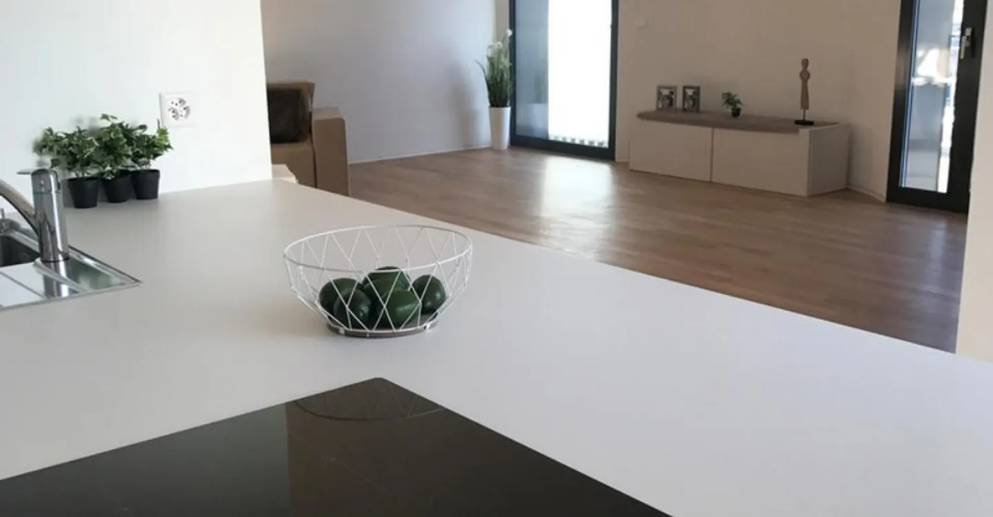 4.5-room apartment with balcony - Photo 4 of 12