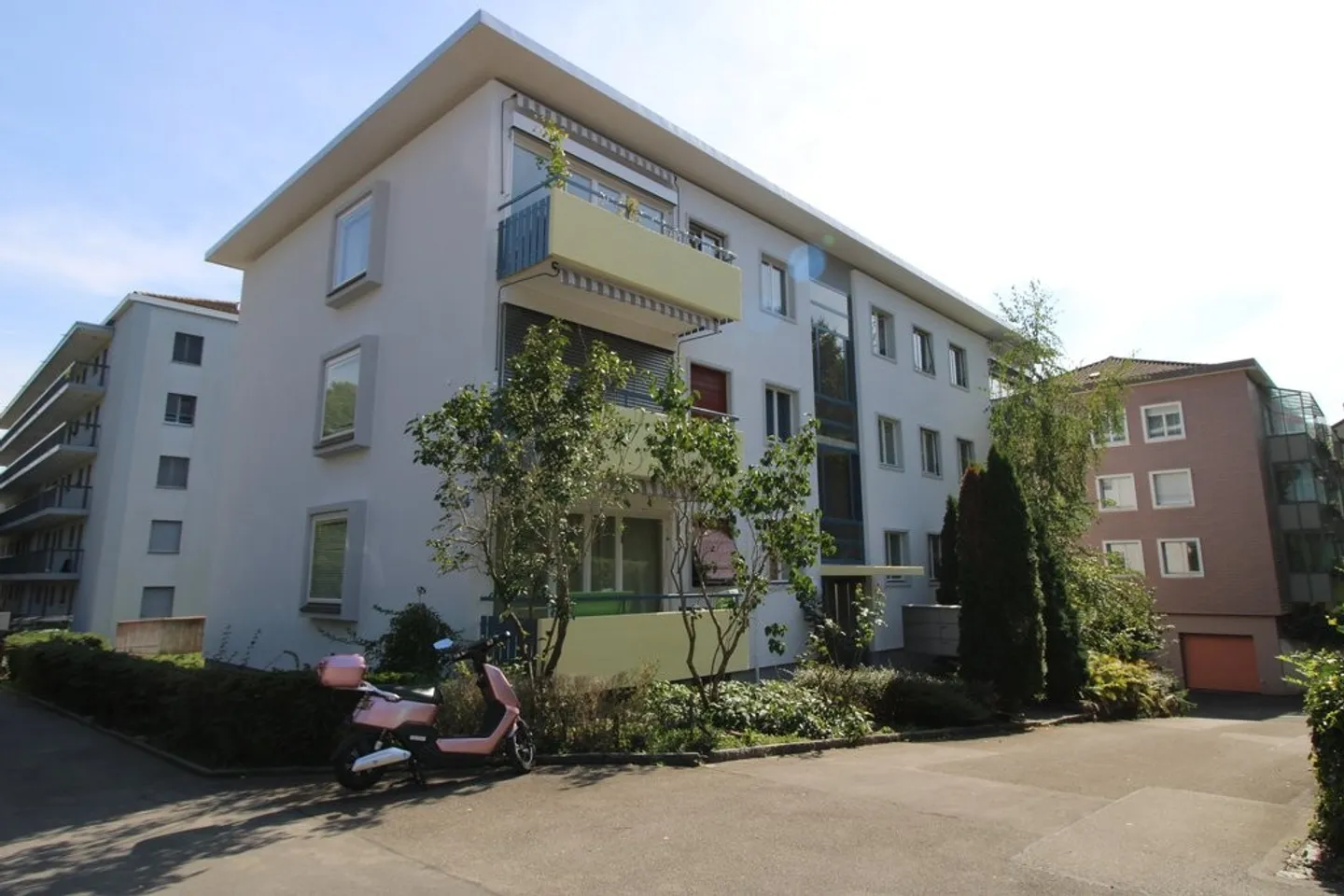 Emplacement résidentiel calme mais central - Photo 1 sur 6