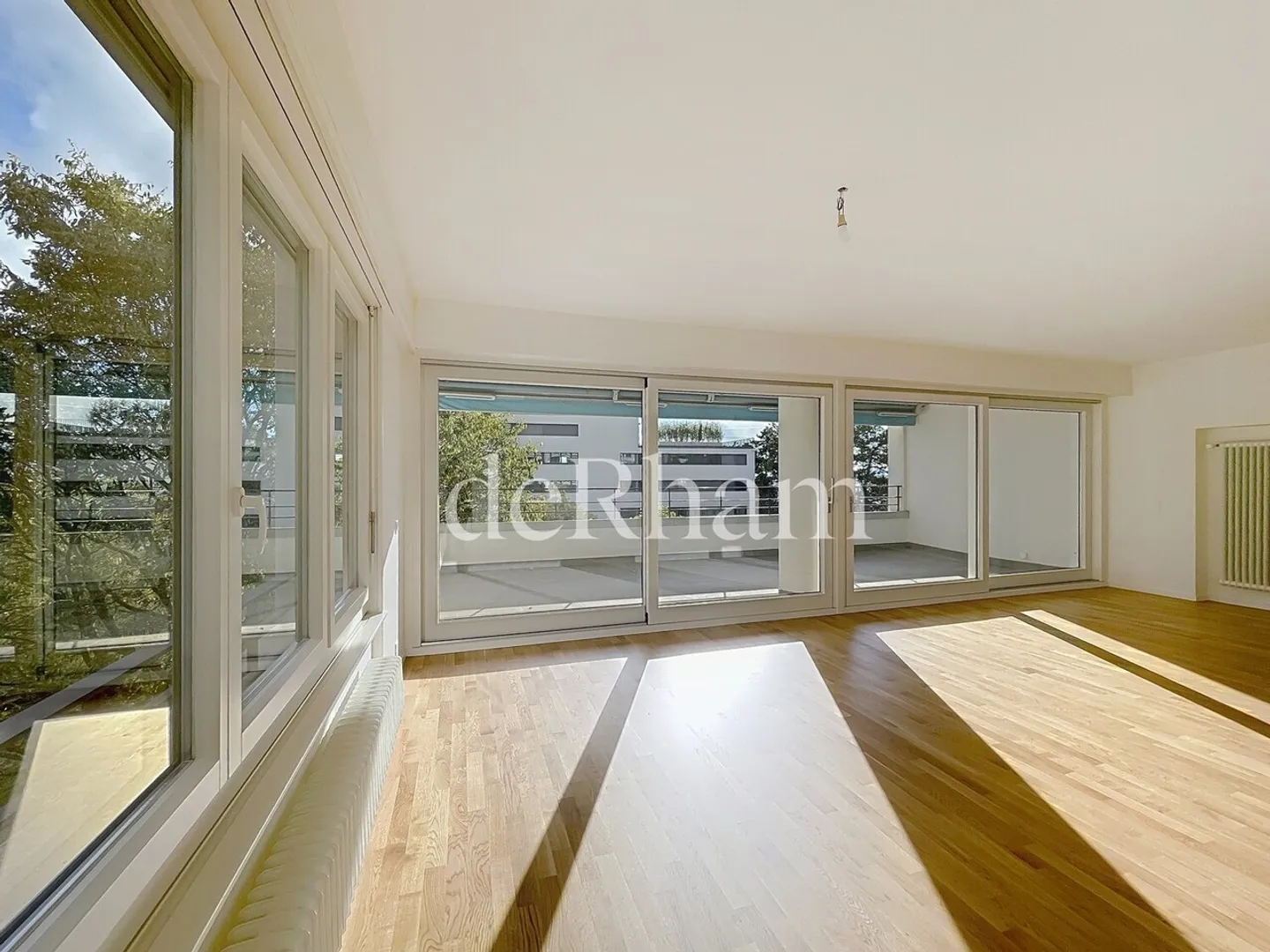 Quartier calme à proximité d'Ouchy. - Photo 2 sur 13