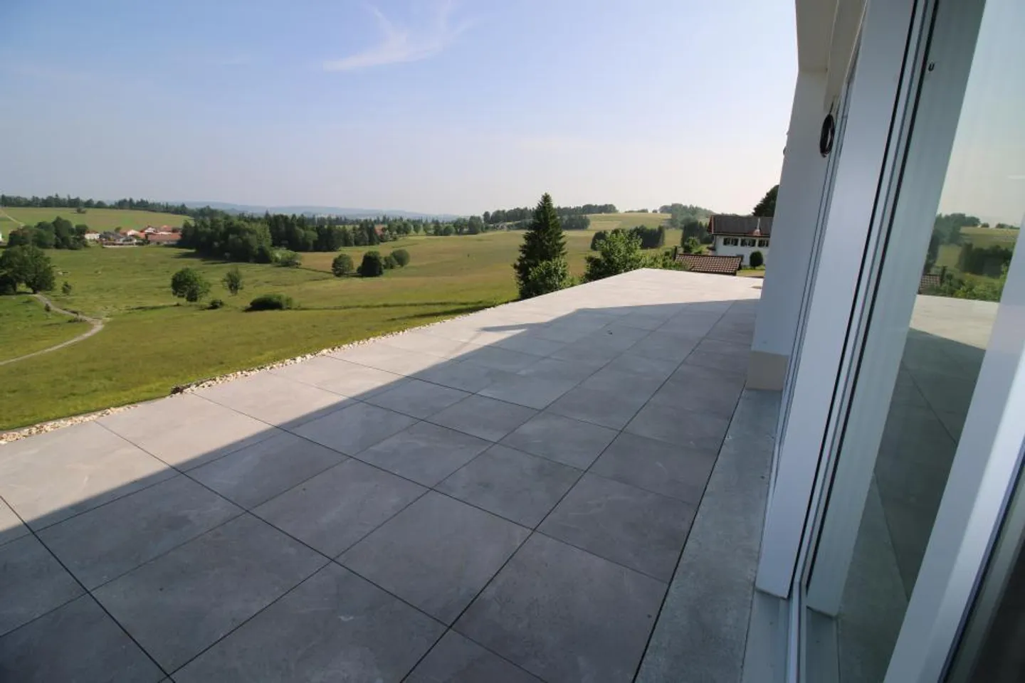 Magnifico appartamento con vista panoramica - Foto 8 di 9