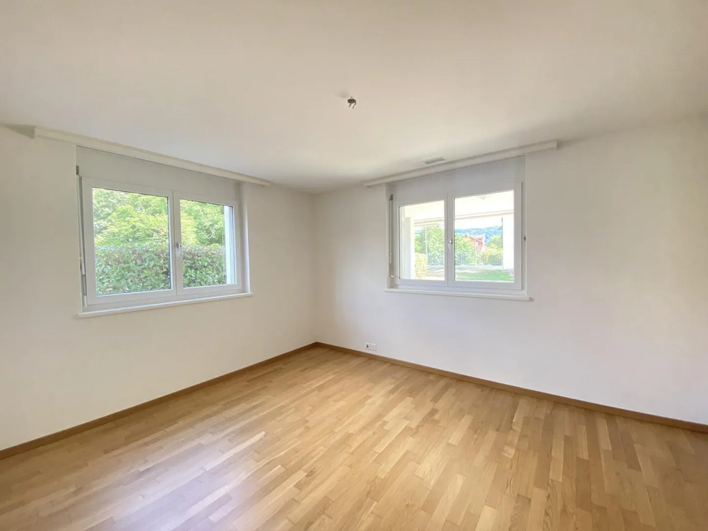 Spacious Family Apartment with 24 m2 partially glazed... - Photo 5 of 12