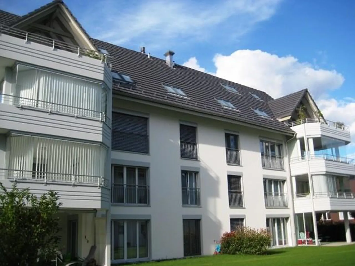 Spacious Family Apartment with 24 m2 partially glazed... - Photo 12 of 12