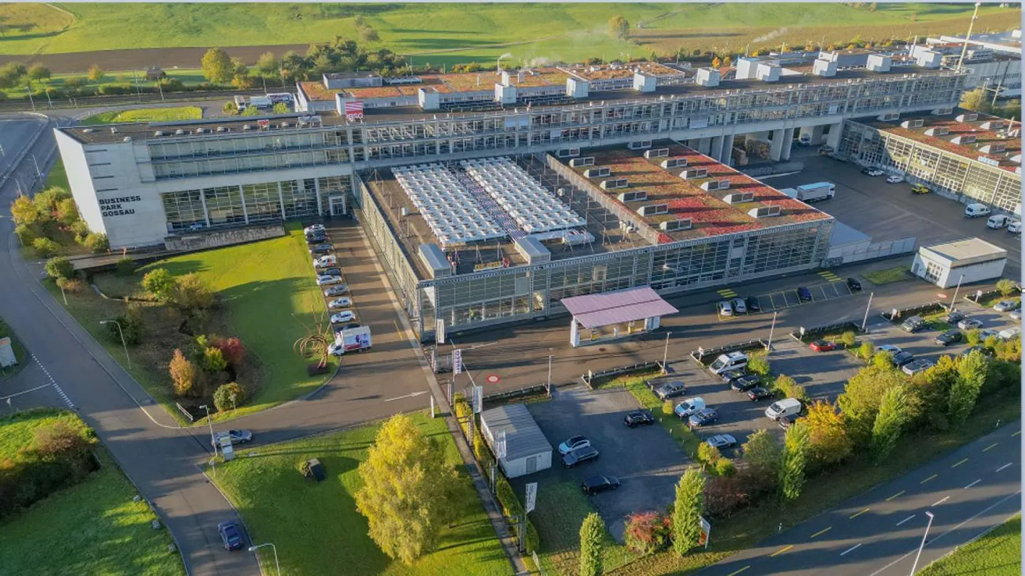 61.52 m² office space in the business park seeks new tenant - Photo 2 of 9