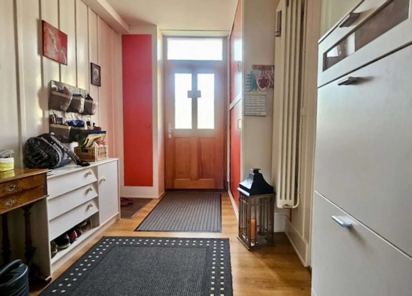 Charming Renovated House - Photo 3 of 13