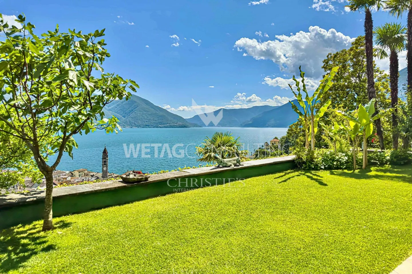 Villa di lusso esclusiva con vista lago mozzafiato ideale per le vacanze in vendita ad Ascona - Foto 1 di 13