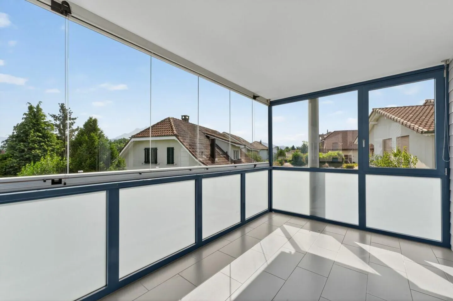Appartement spacieux à Emmenbrücke - Photo 1 sur 8