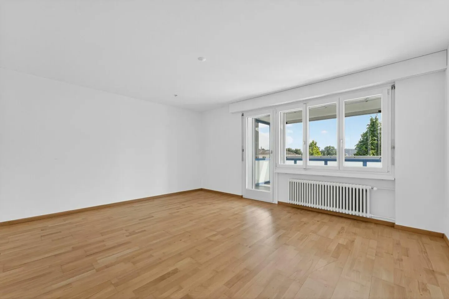 Appartement spacieux à Emmenbrücke - Photo 2 sur 8
