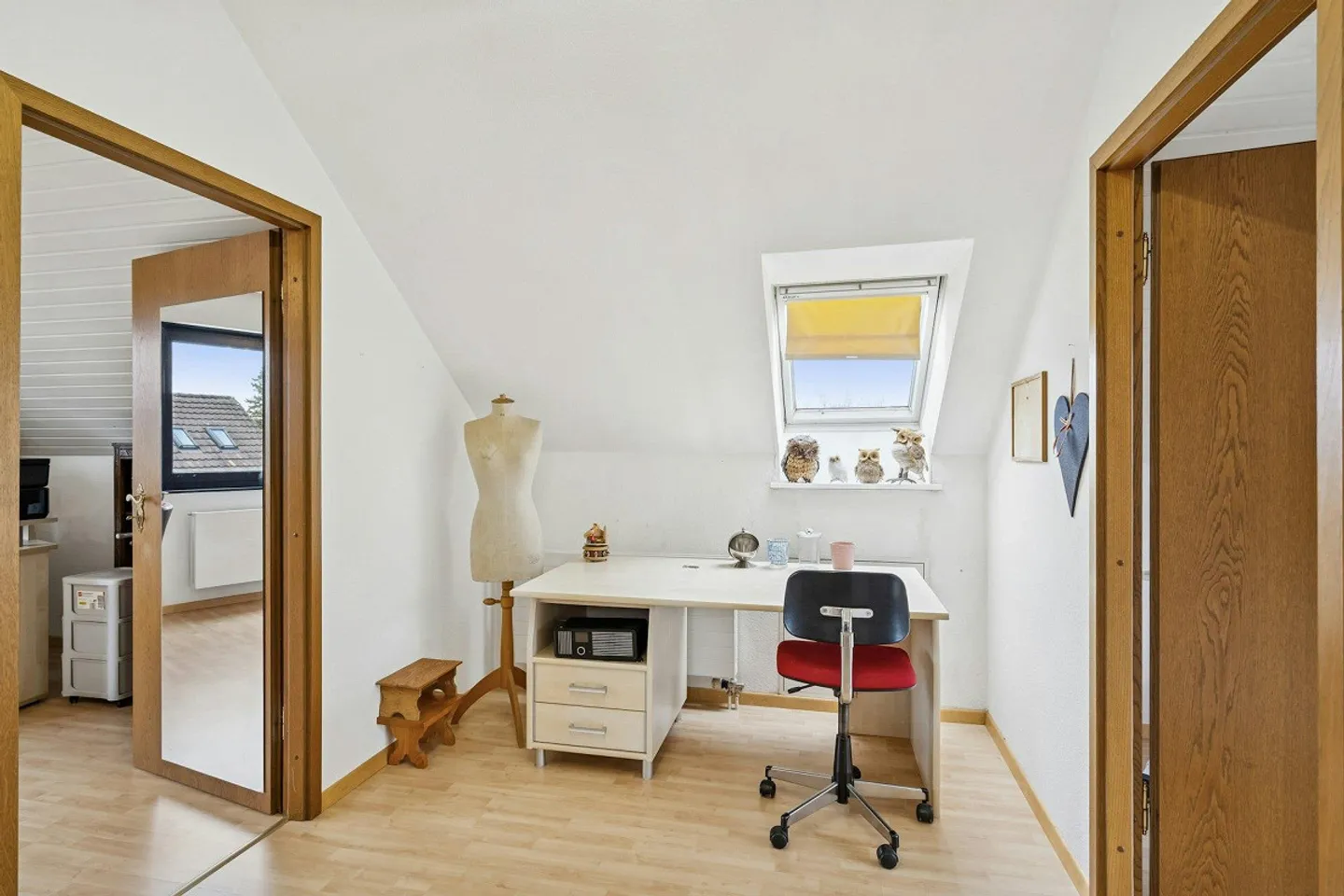 Casa unifamiliare indipendente con potenziale di ampliamento e molto spazio esterno - Foto 8 di 13