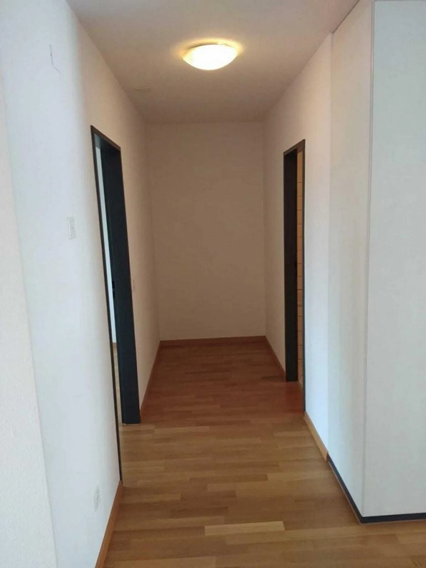 Cozy 2.5-room apartment for well-being - Photo 5 of 8