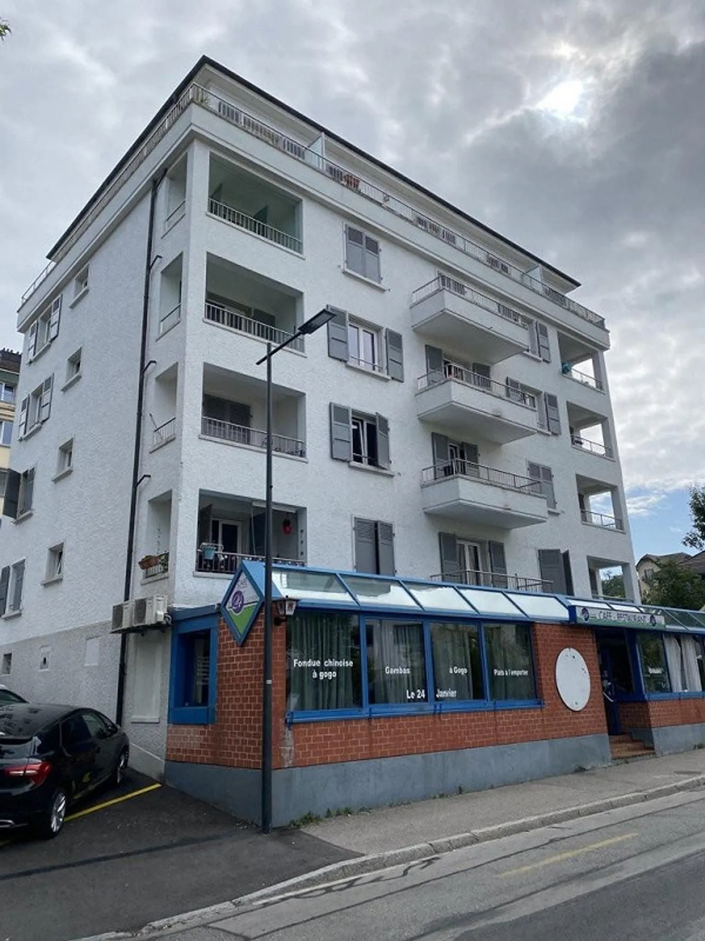 Appartement Charmant dans Quartier Familial - Photo 1 sur 8