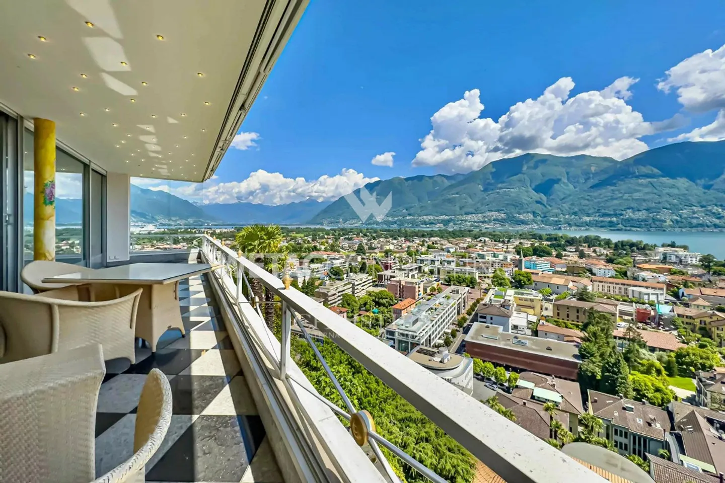 Villa di lusso esclusiva con vista lago mozzafiato ideale per le vacanze in vendita ad Ascona - Foto 13 di 13