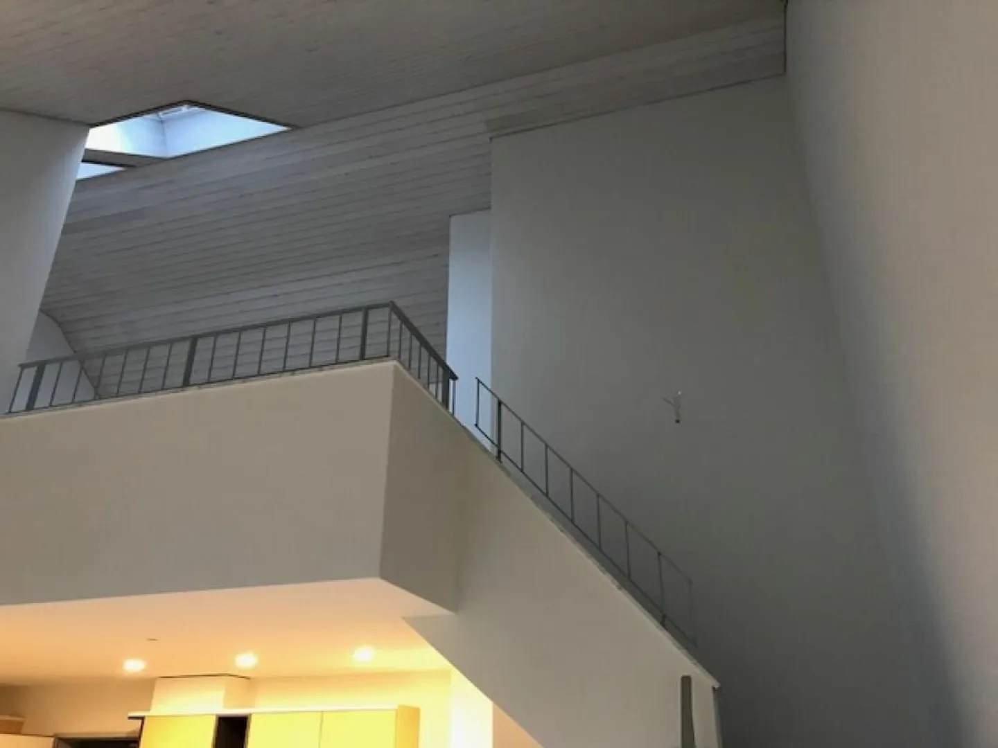 Appartement en attique 3.5 pièces avec galerie - Photo 3 sur 5