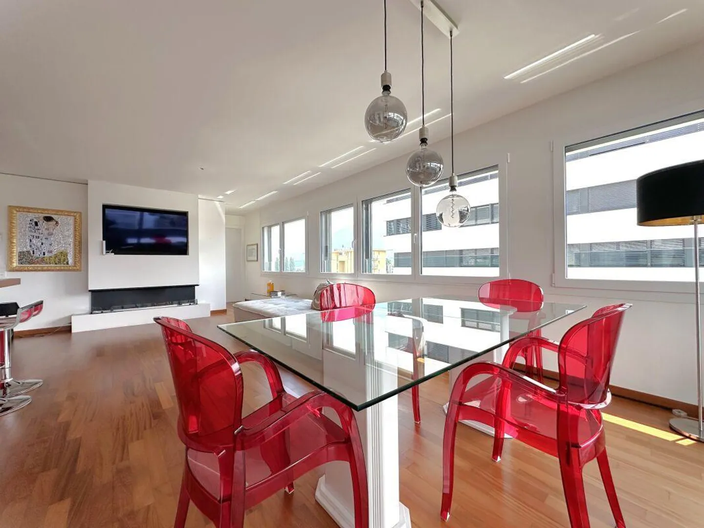 Elegante 3,5-Zimmer-Wohnung in Locarno - Foto 3 von 8