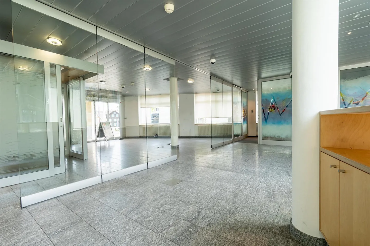 Business in Sachseln - Photo 5 of 7