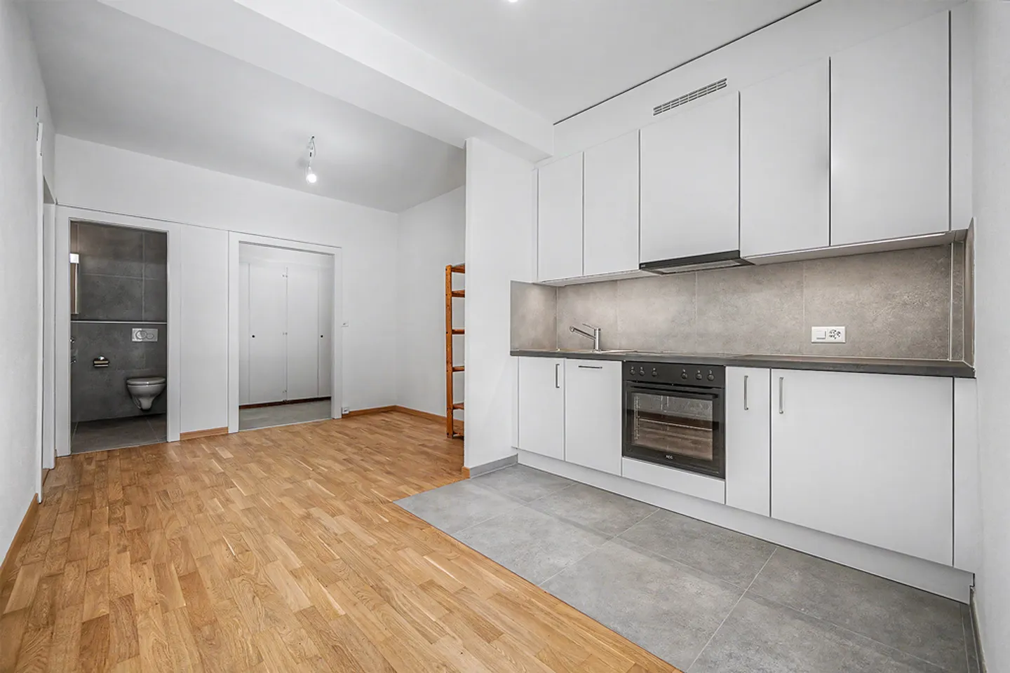 Appartamento 2.5 stanze - Foto 3 di 8