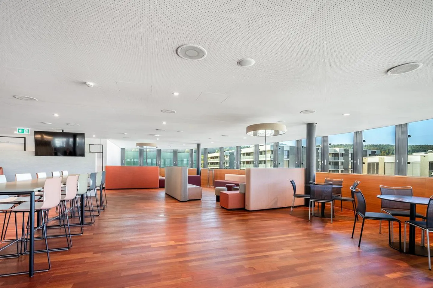 490 - 3,300 m2 | Developed Office Spaces at Stettbach Station - Photo 10 of 12