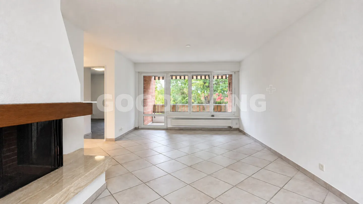Well-maintained 2.5-room apartment with covered balcony and fireplace in Brüttisellen - Photo 6 of 6