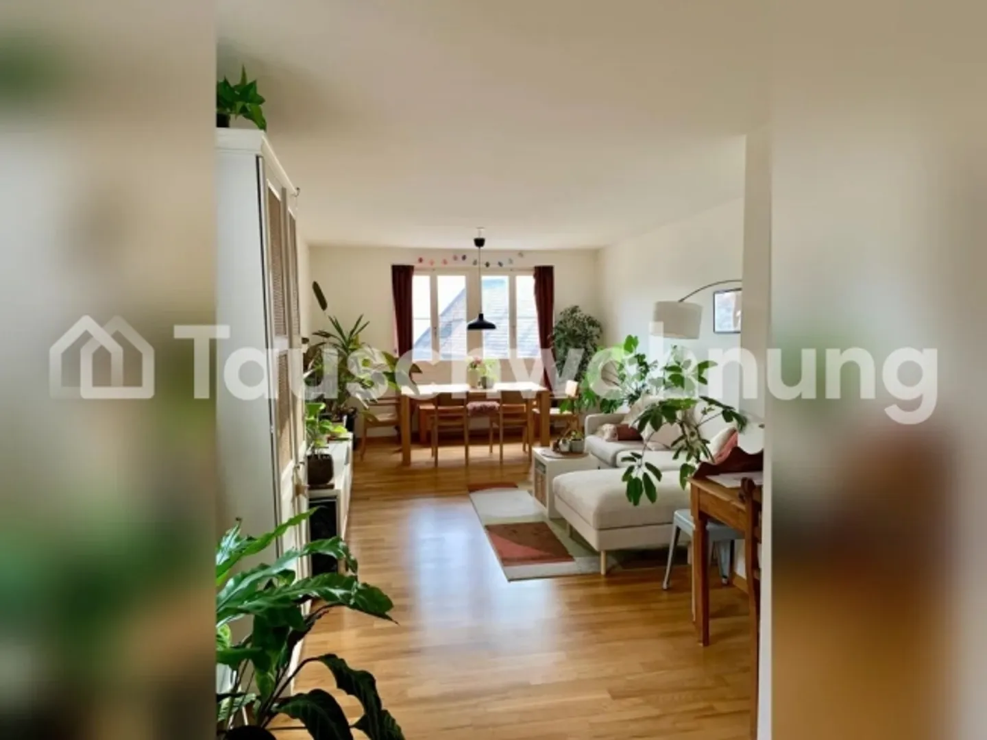 Charming Apartment with Limmat View - Photo 1 of 1