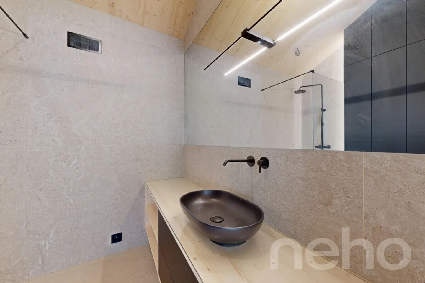 Neubau-Dachgeschosswohnung mit besonderer Architektur und Bergsicht - Photo 10 of 12