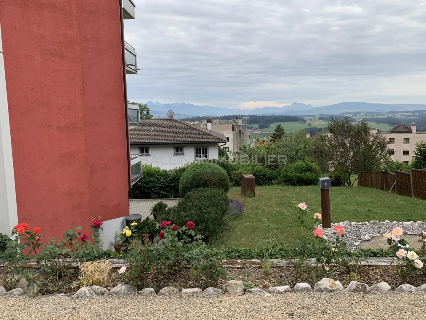 Wohnung mieten - Foto 3 von 11