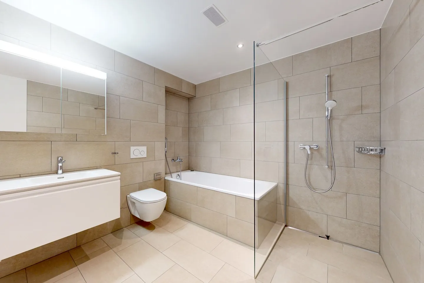 Appartamento in affitto - Foto 3 di 5