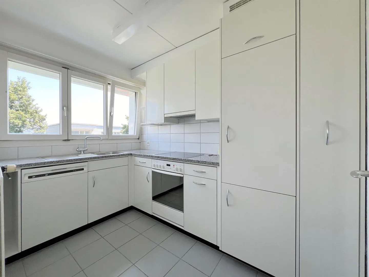 Move in and feel good: Apartment with charm - Photo 4 of 6