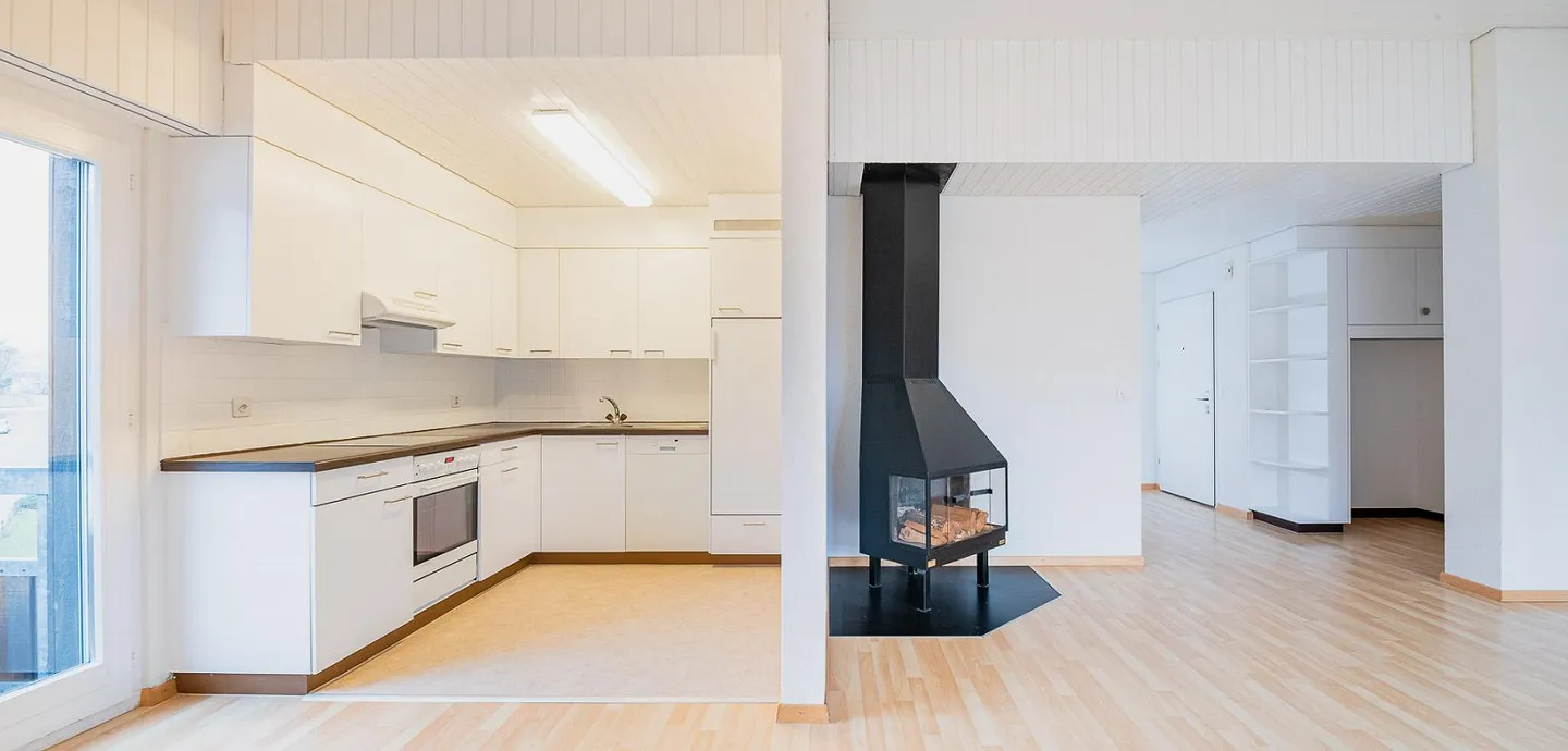 4.5 Zimmerwohnung in Feuerthalen - Foto 4 von 12